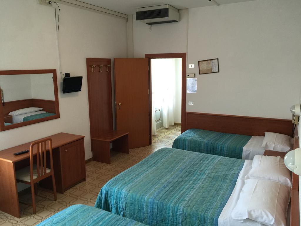 Hotel Villa Verde San Mauro Mare Extérieur photo